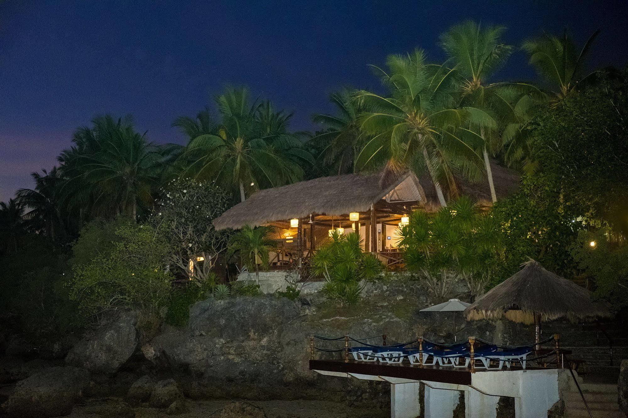 Sampaguita Resort Moalboal Exterior foto